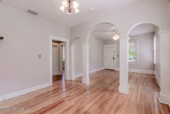 Building Photo - 2923 Downing St