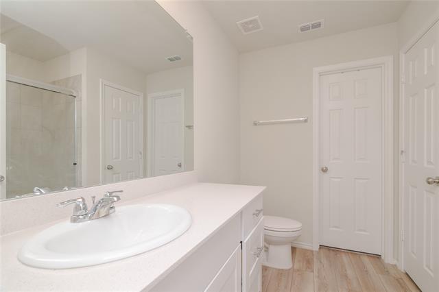 Building Photo - 820 Forestdale Ct