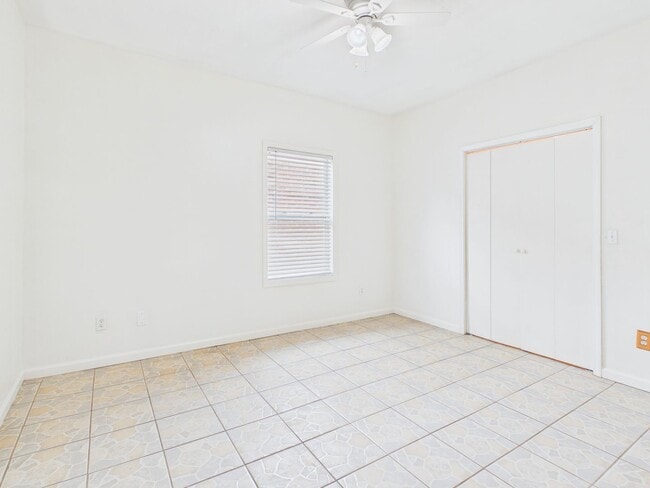 Building Photo - Nice 3 bedroom Duplex Rental