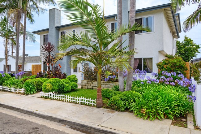 Primary Photo - Imperial Beach - 2 Bed 2 Bath with Open Fl...