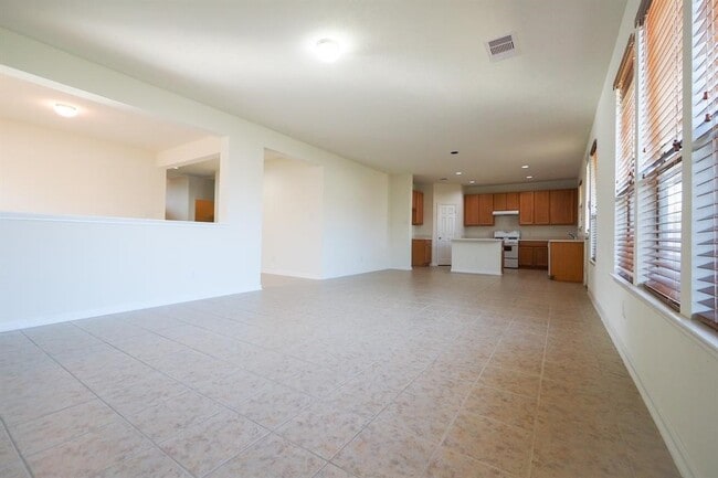 Building Photo - 4426 S Vineyard Mdw Ln