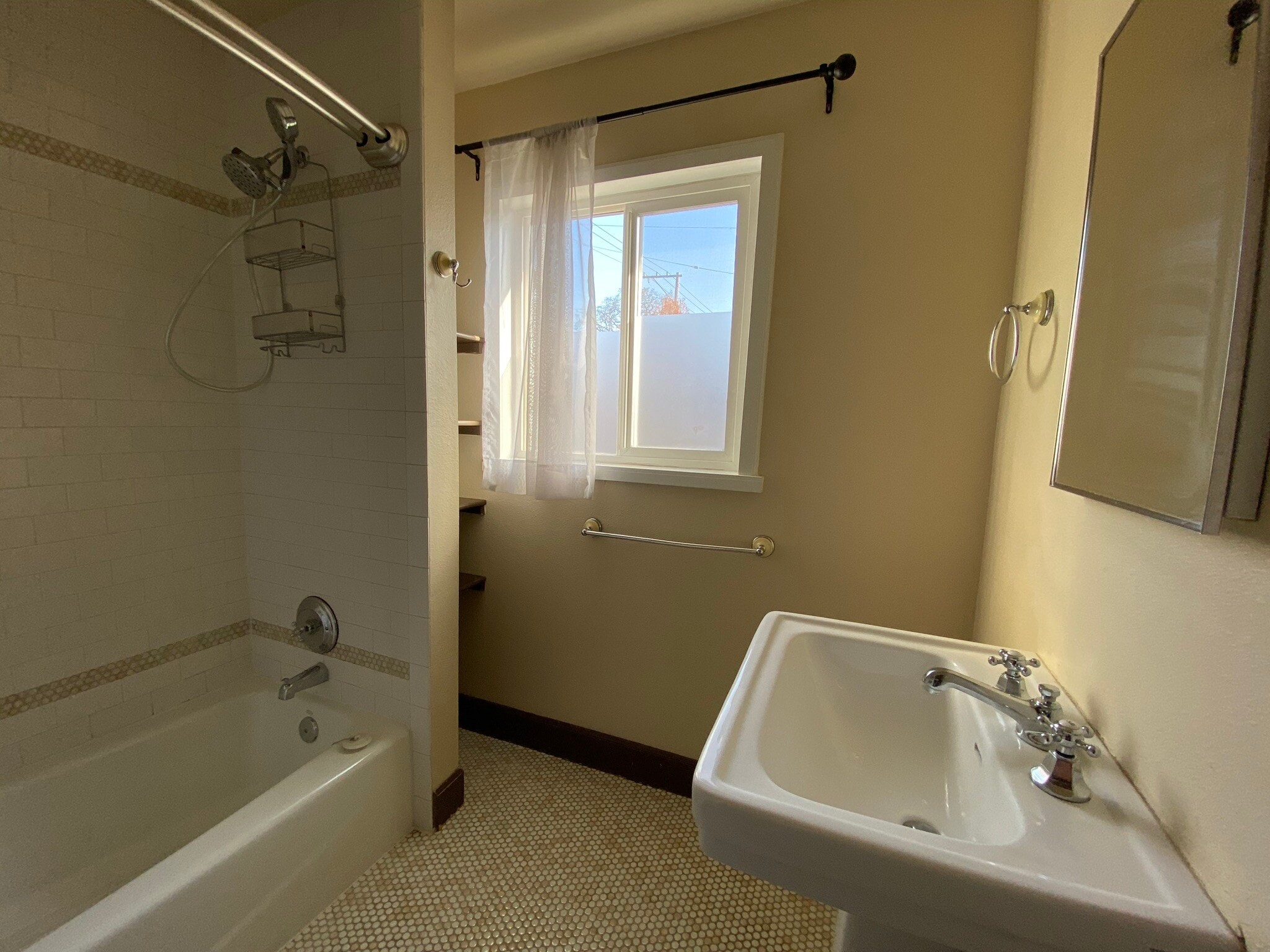 Building Photo - 1403 NW 23rd Ave