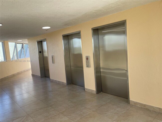 Building Photo - 2055 SW 122nd Ave