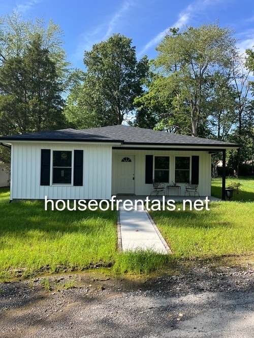 Primary Photo - 310 Prentice Ave