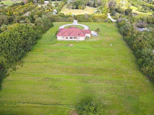 Building Photo - 14094 43rd Rd N