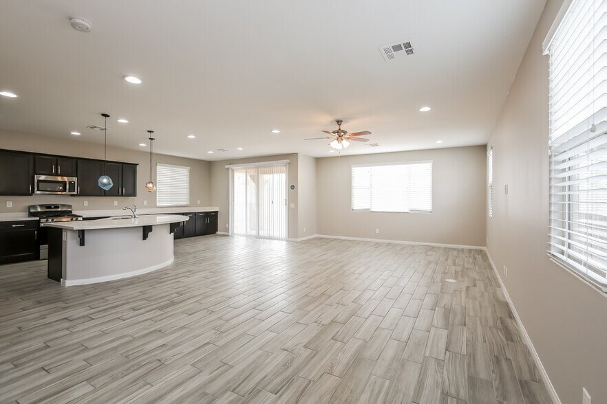 Building Photo - 9918 Rams Leap Ave