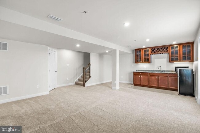 Building Photo - 2305 Wadlow Ln