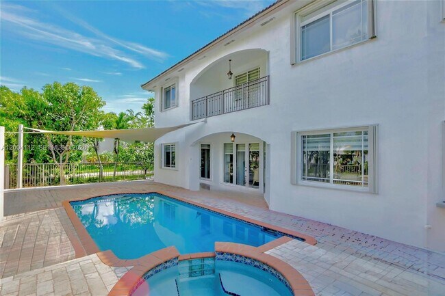 Building Photo - 6502 SW 162nd Ct