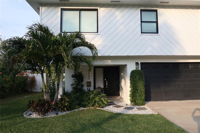 Building Photo - 5945 Venetian Blvd NE