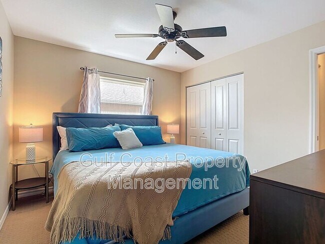 Building Photo - 227 Rotonda Blvd W