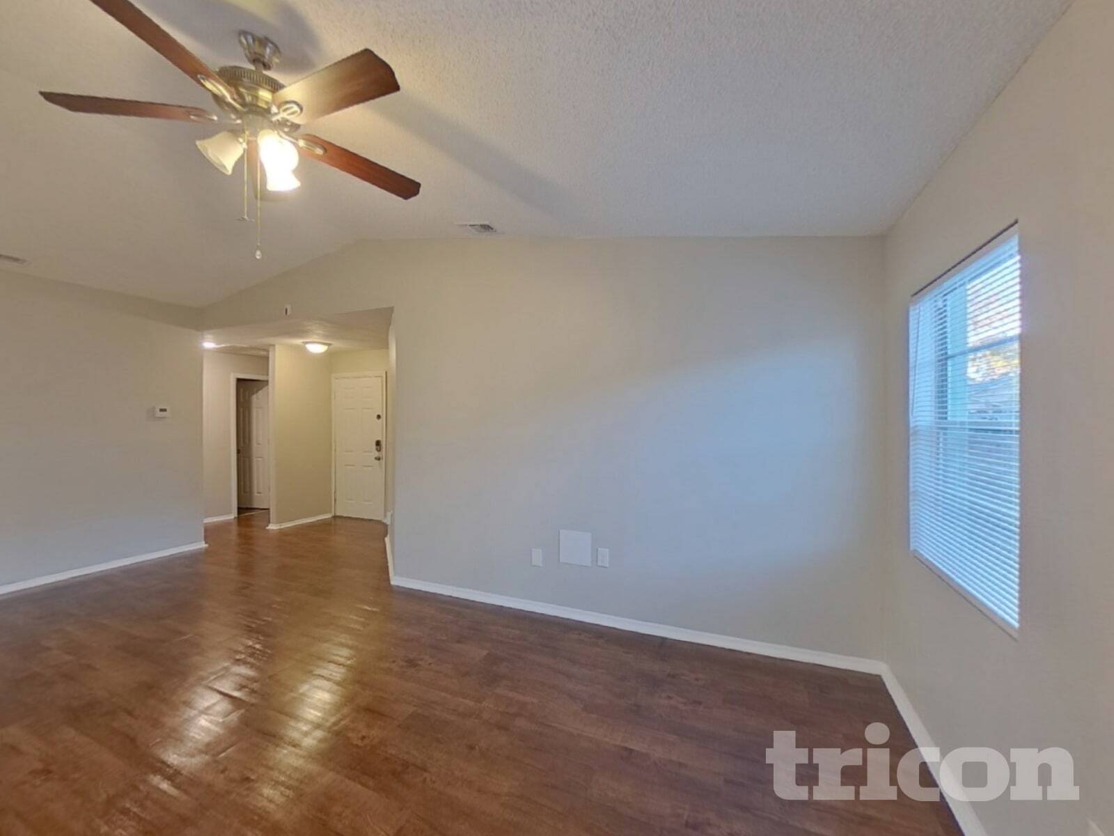 Building Photo - 1416 Thistledown Dr