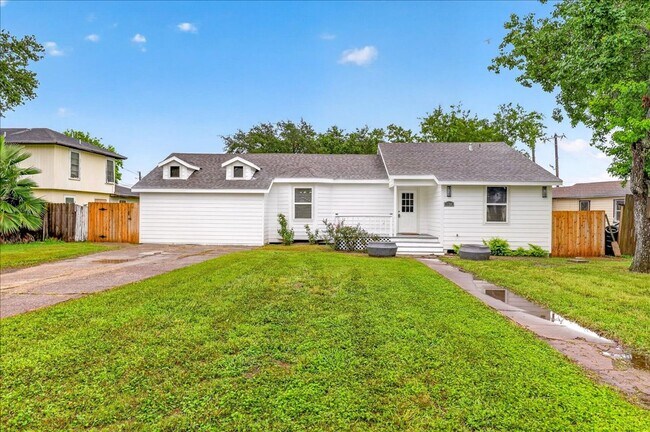 Building Photo - 1154 Florida Ave