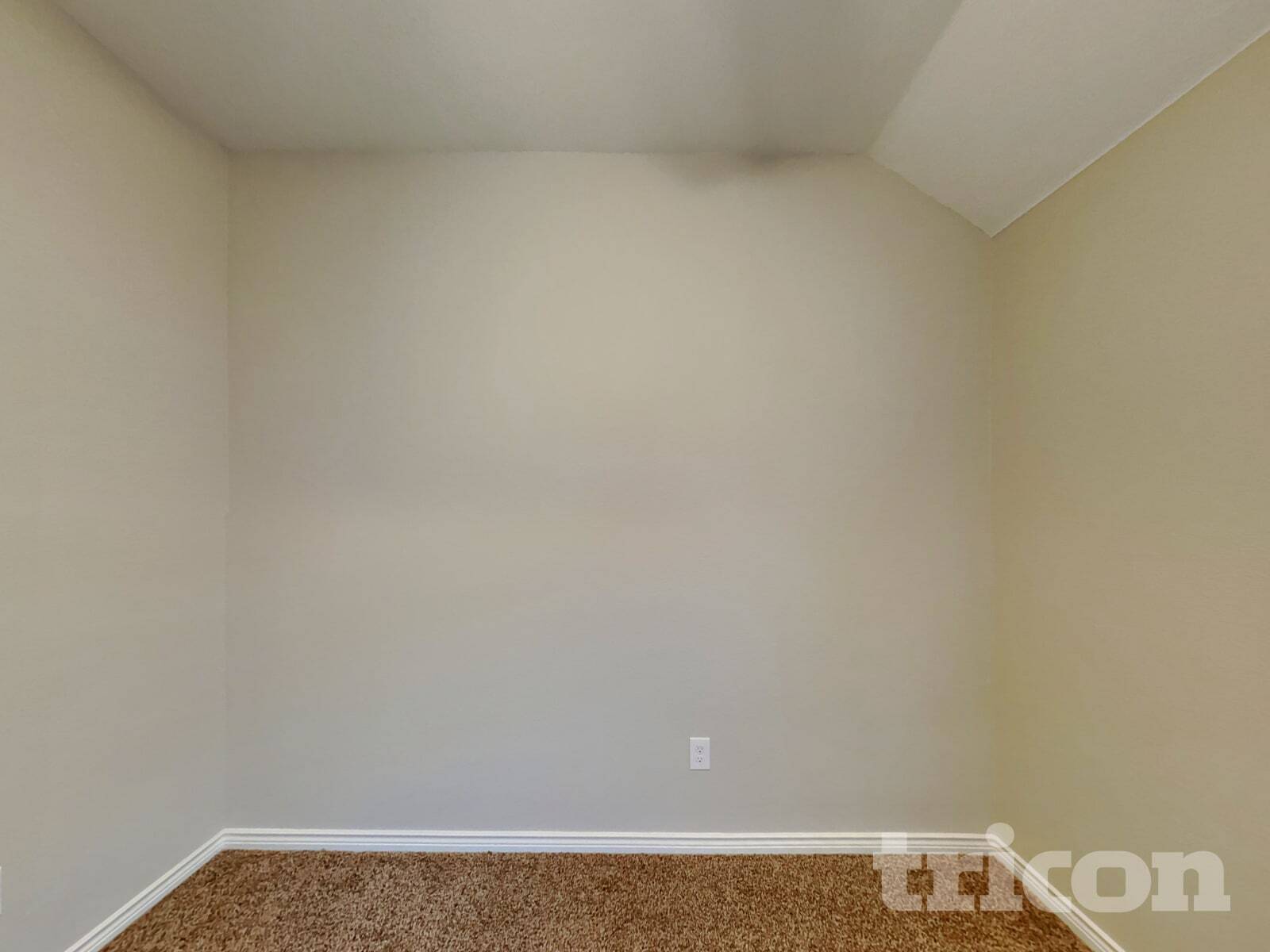 Building Photo - 657 Bassett Hall Rd