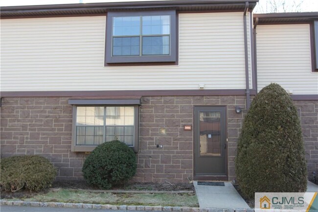 Building Photo - 5604 Hana Rd