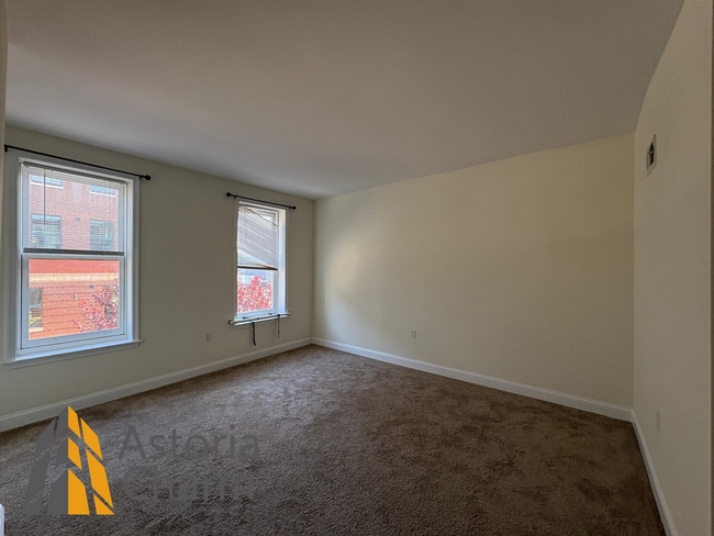 Building Photo - Backyard Fire Pit, Rooftop Terrace, and Mo...