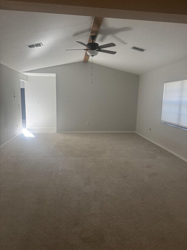 Building Photo - Beautiful Country Home on 1.76 Acres — No HOA, No Deed Restrictions!