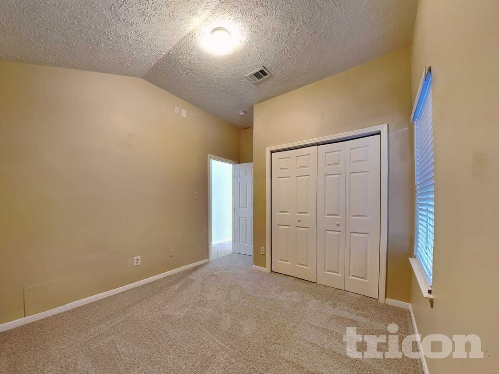 Building Photo - 6615 Laurel Glen Dr