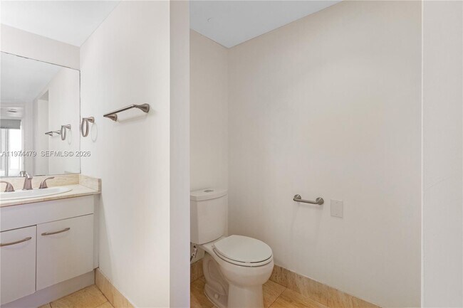 Building Photo - 21205 NE 37th Ave