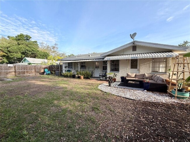 Building Photo - 5220 23rd Ave S