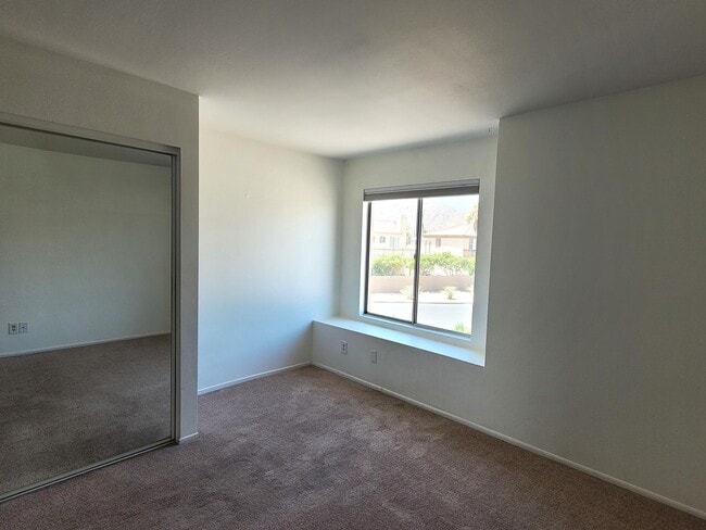 Building Photo - 78347 Scarlet Ct