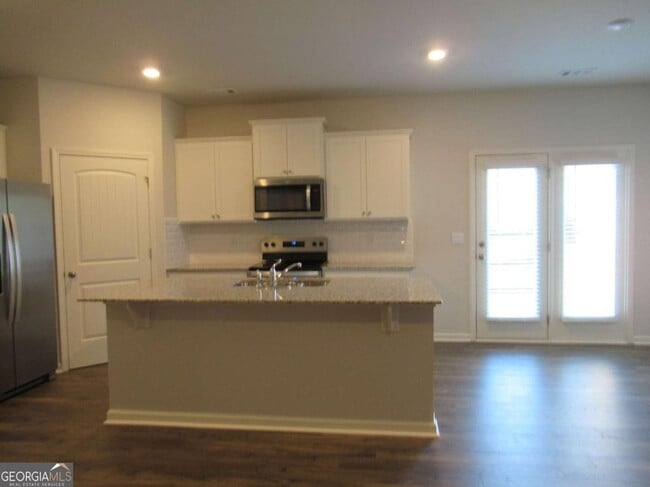 Building Photo - 16 Robinson Ridge