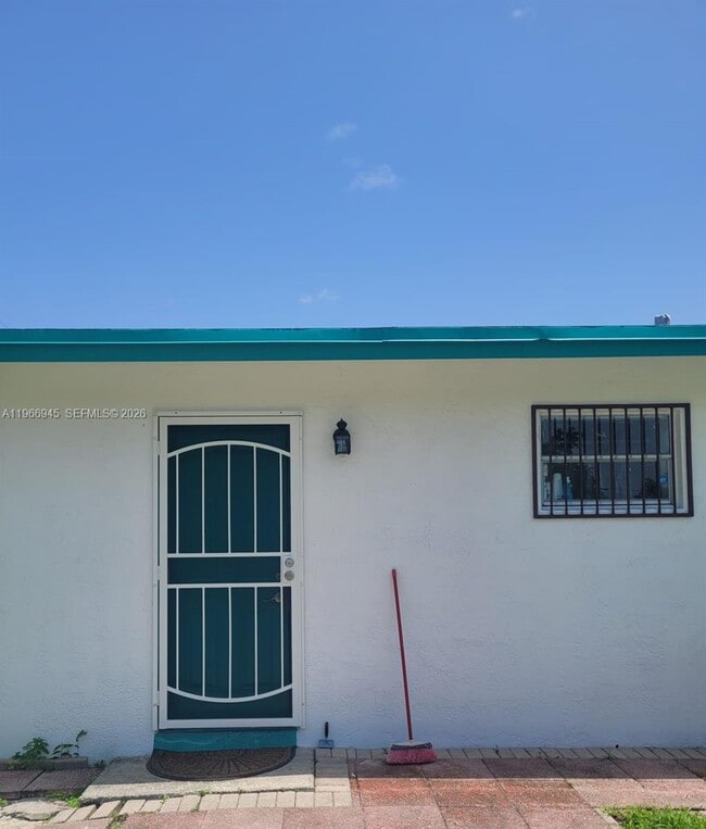 Building Photo - 2891 NW 14th St