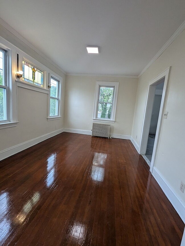 Building Photo - Single Family Home