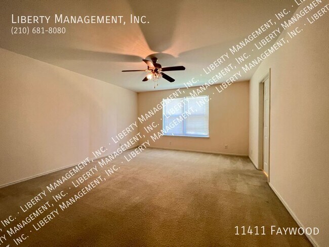 Building Photo - Single story home in the gated Heights at ...