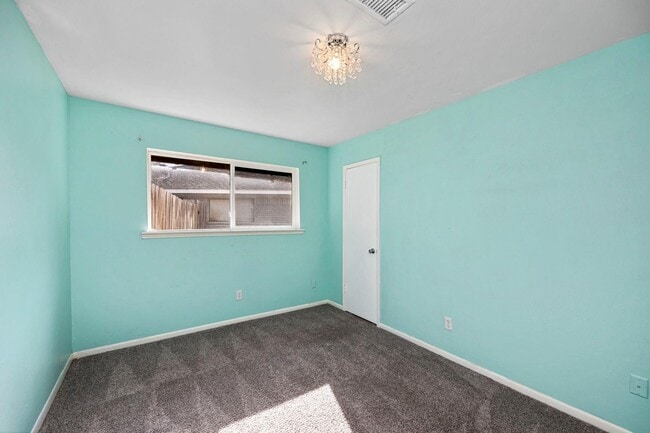Building Photo - 12307 Nova Ct