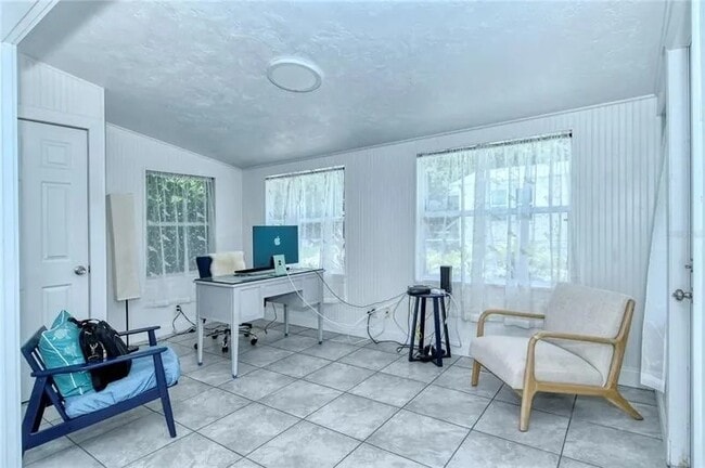 Building Photo - 1428 16th St W