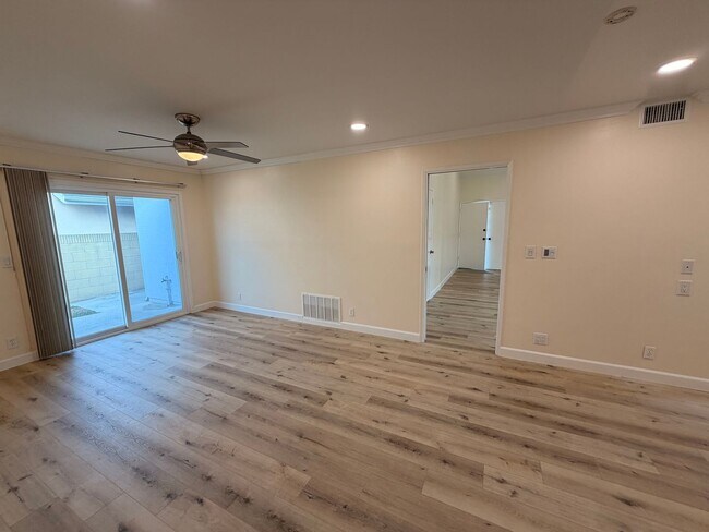 Building Photo - Remodeled 3 Bedroom Cerritos House For Rent with Central AC!