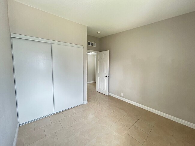 Building Photo - 1309 Exley Ave
