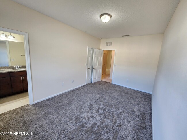 Building Photo - 11312 Estancia Villa Cir