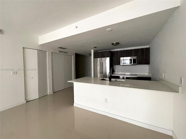 Building Photo - 488 NE 18th St