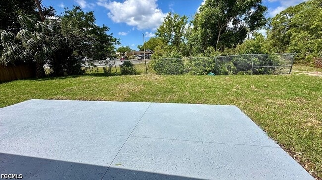 Building Photo - 3308 SW 17th Pl