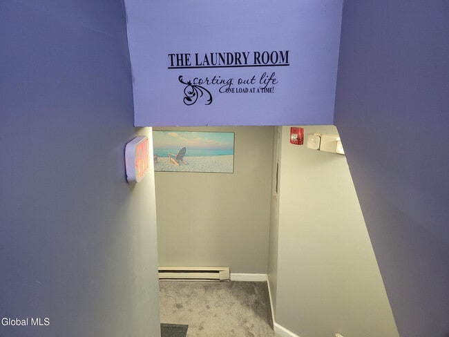 Building Photo - 68 Morris St