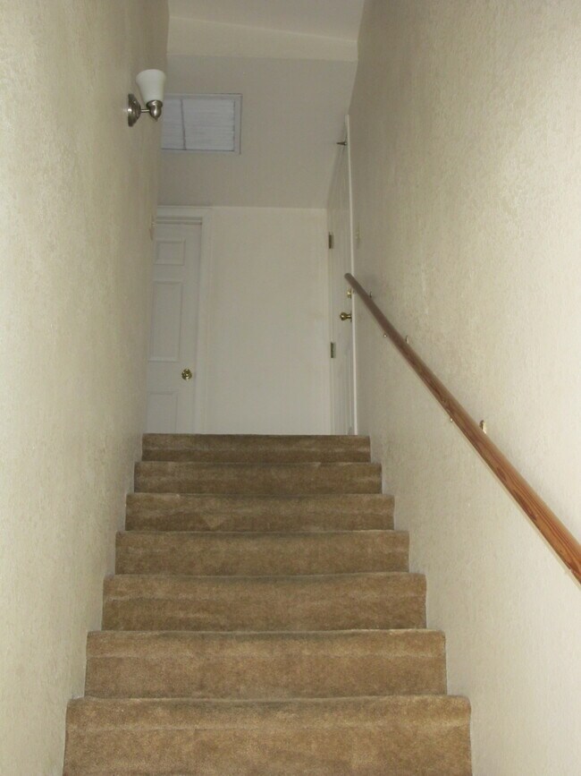 Building Photo - 1620 N Fremont Ave