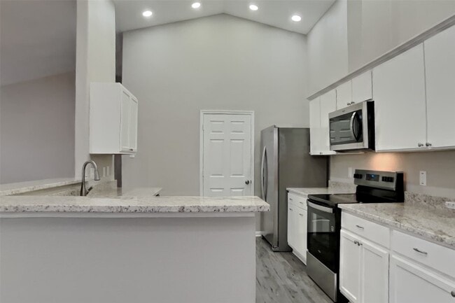 Building Photo - 14619 Becurtesy Ct