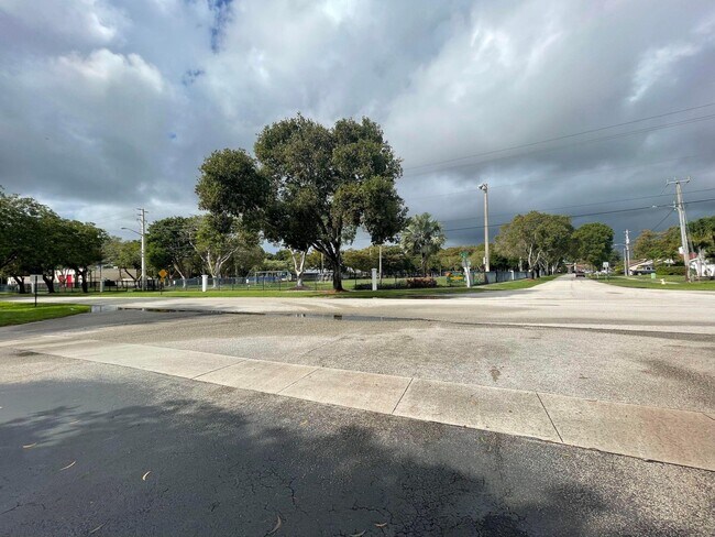 Building Photo - 7760 NW 50th St