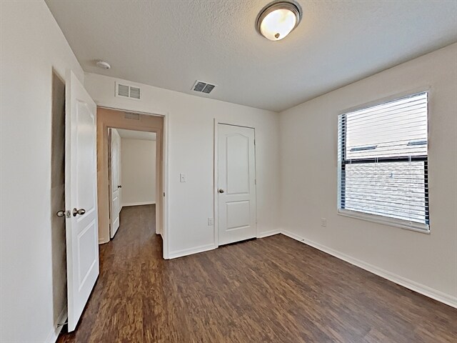 Building Photo - 1114 Brenton Leaf Dr