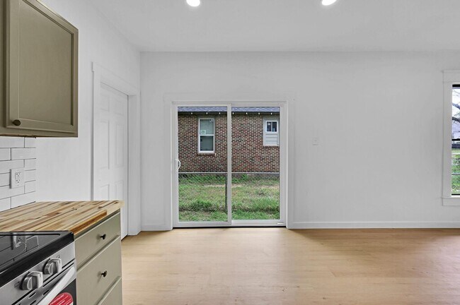 Building Photo - Well-maintained 3BD 2BA Home in Waco