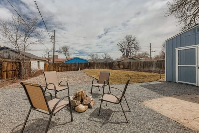 Building Photo - 44 Julian St