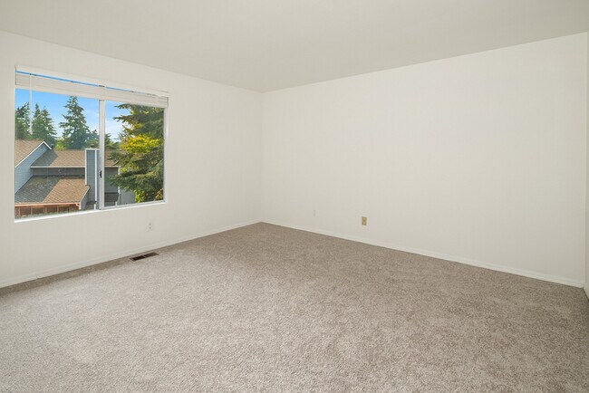 Building Photo - 24105 SE 42nd St