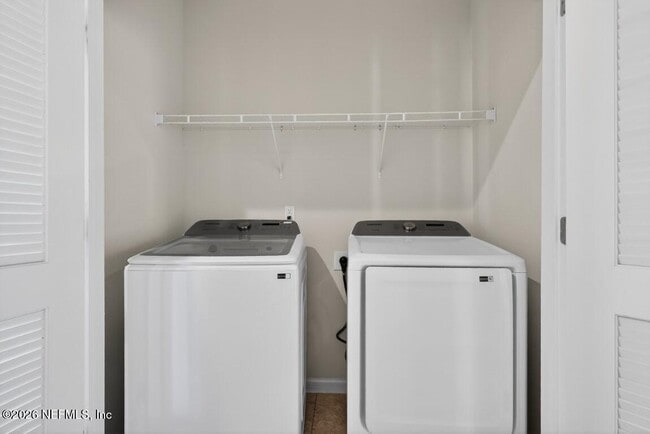 Building Photo - 1339 Tan Tara Trl