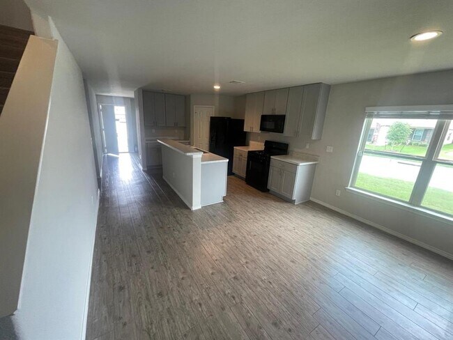 Building Photo - 14550 Breezy Orch Trail