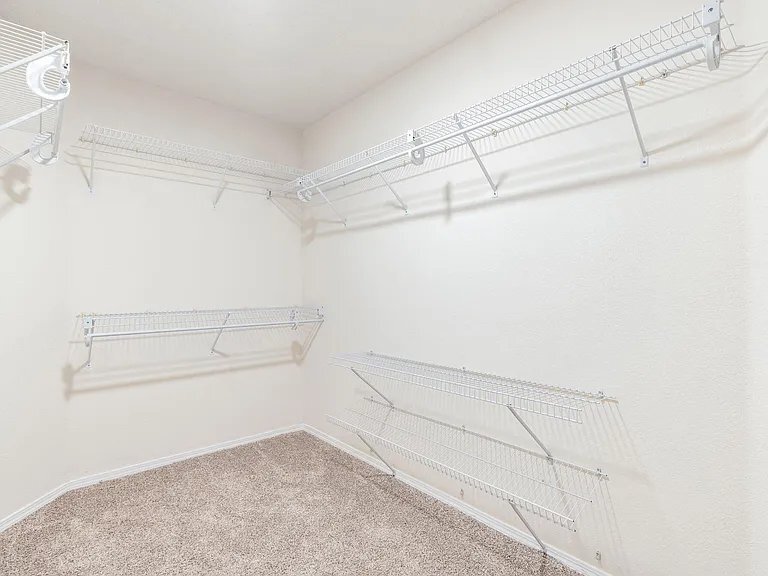 Building Photo - 10640 Rigoletto Dr NW