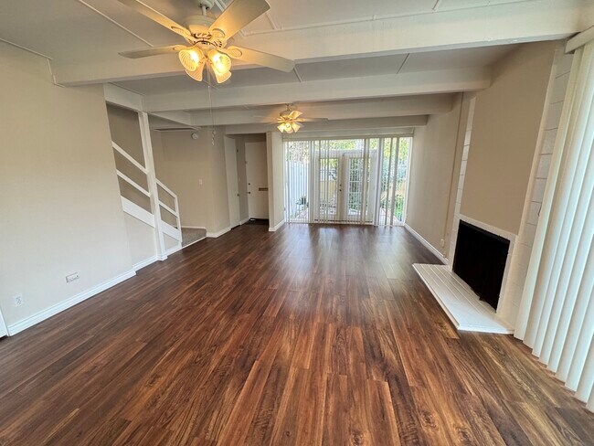 Building Photo - 11500 Rochester Ave