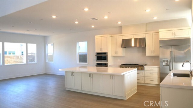 Building Photo - 254 Proctor