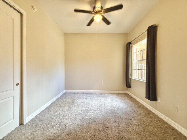 Building Photo - 6081 Jonathans Bay Cir