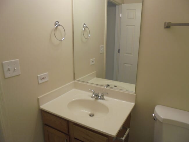 Building Photo - 3110 Ronan Dr